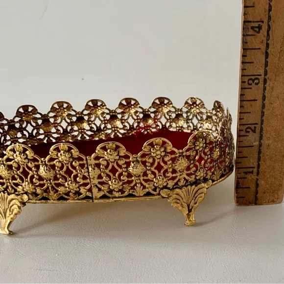mid century vintage Ornate Gold Color Filigree Metal Stand - Picture 4 of 11